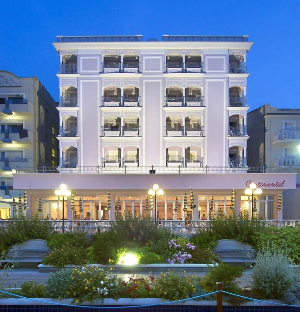 Hotel Continental Cattolica Dış mekan fotoğraf